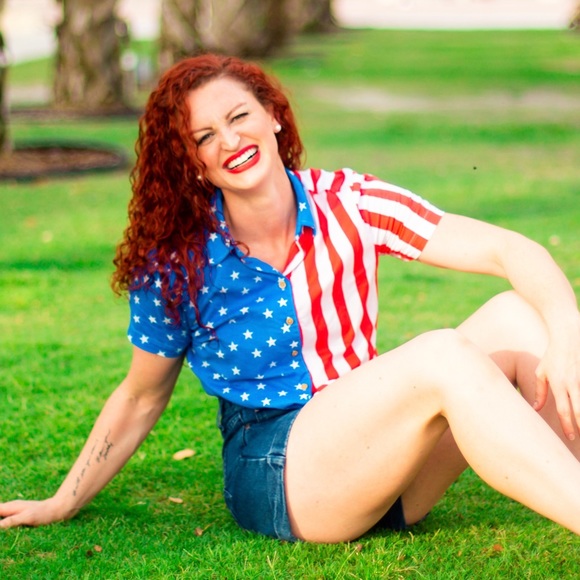 Meet your Posher, Hillary - Picture 6 of 15